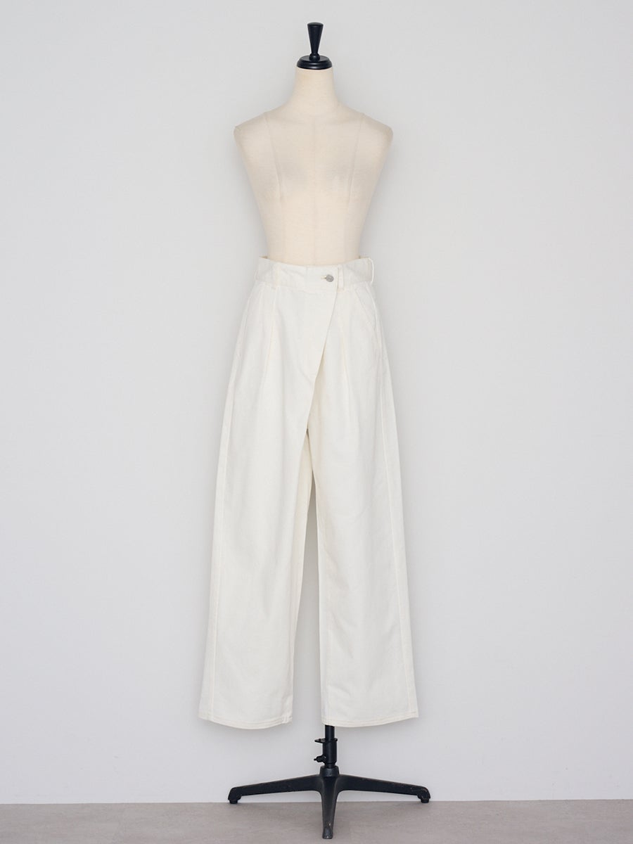 DENIM TUCK PANTS | bow.a