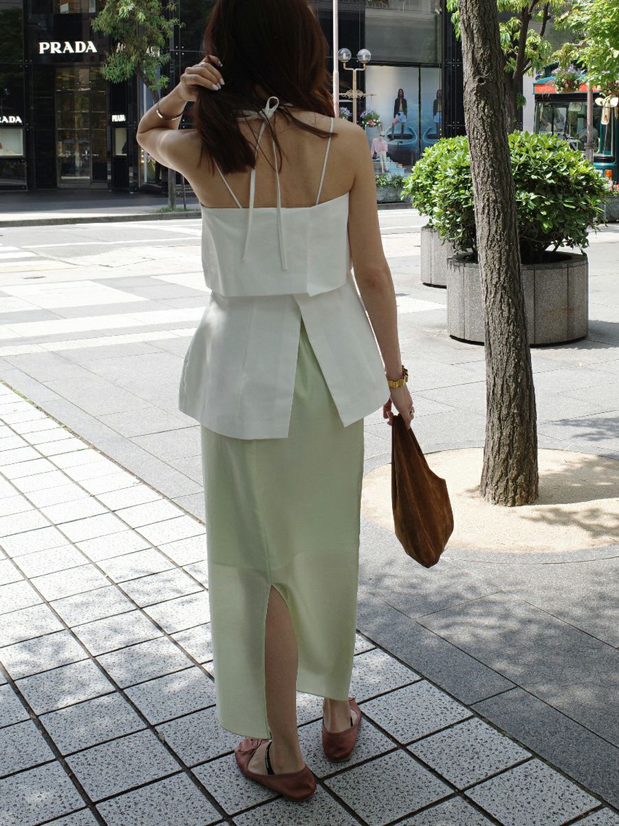 10% off】HALTER NECK TOPS | bow.a