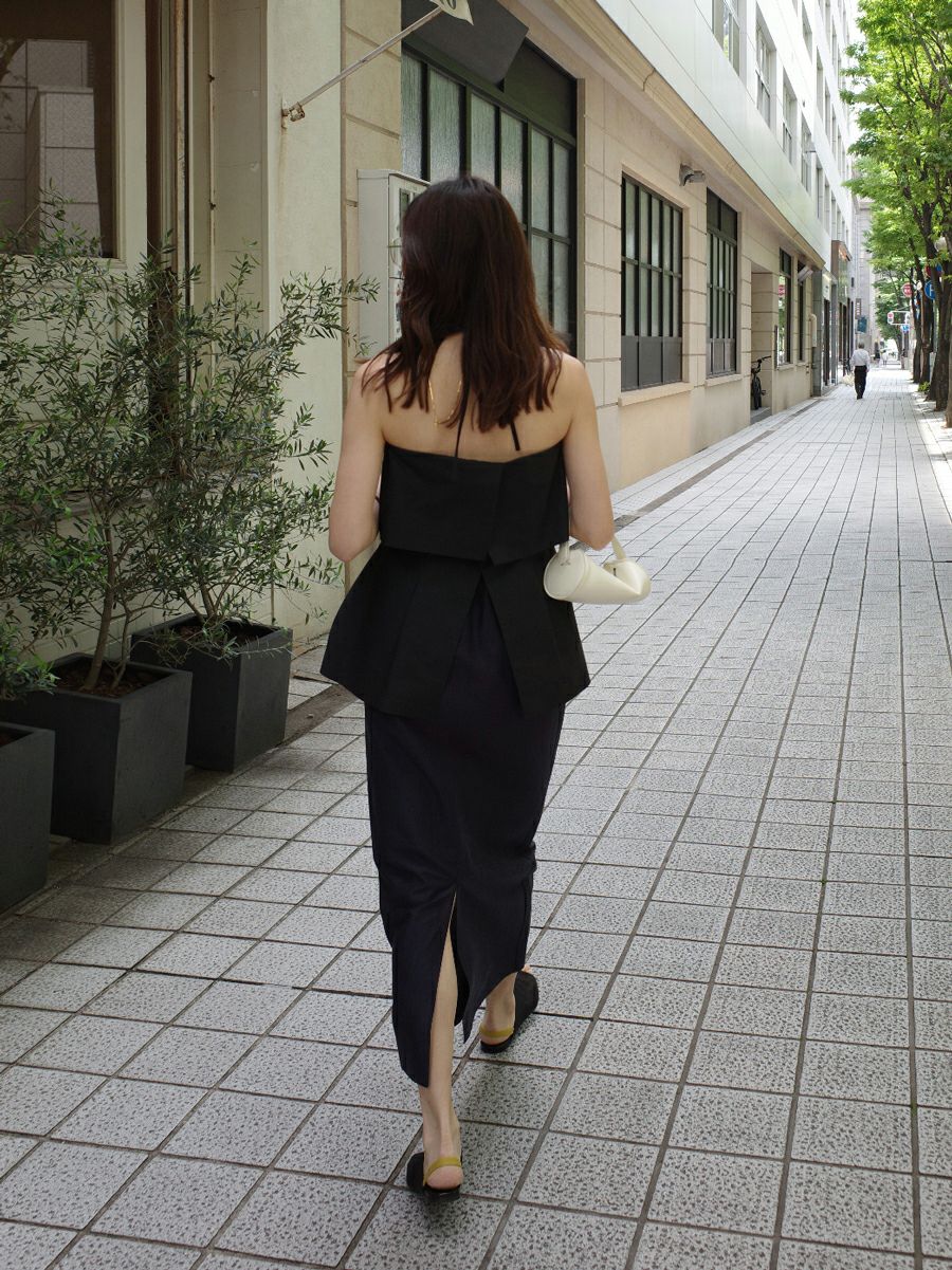 10% off】HALTER NECK TOPS | bow.a