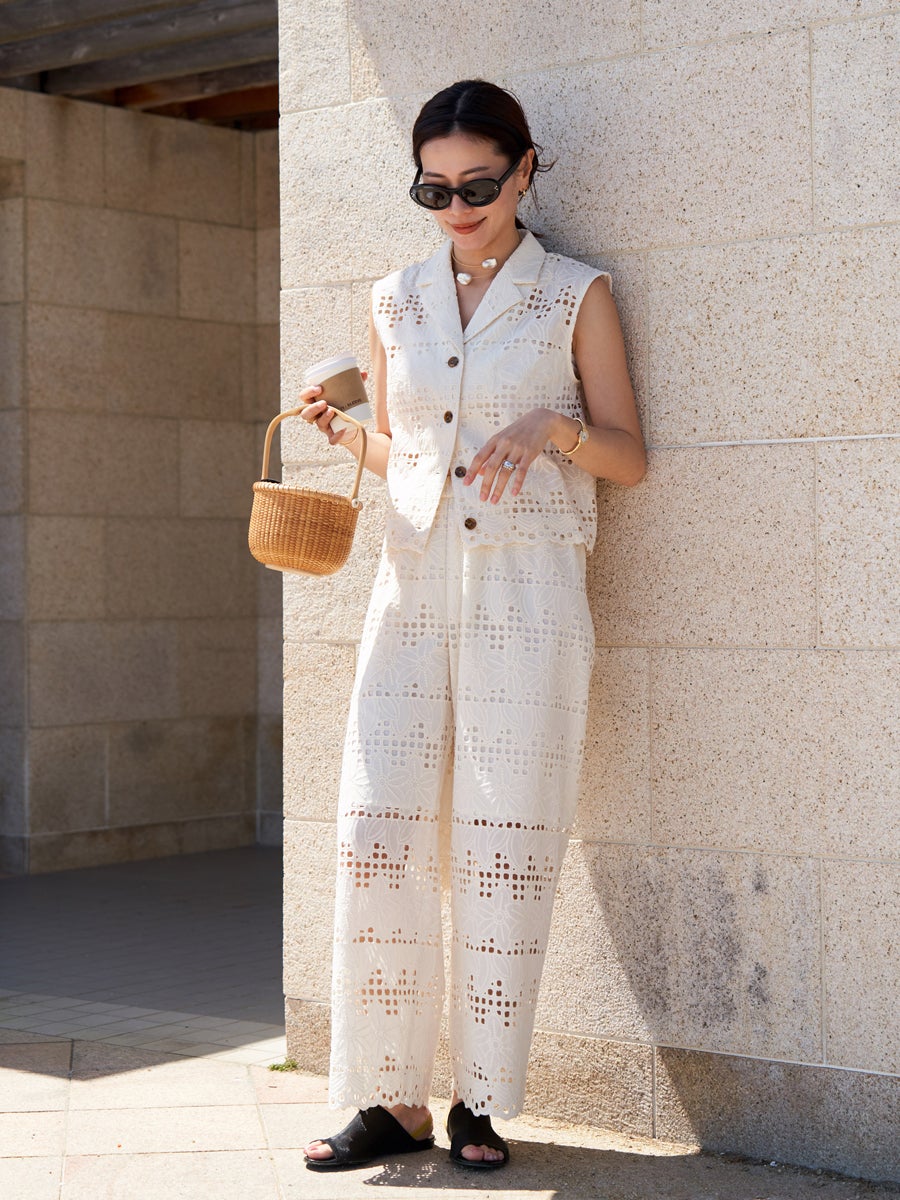 FLOWER LACE PANTS | bow.a